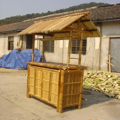 Partito Tiki Bar tropicale di bambù della cabina 220x160cm con i panchetti di sotto dello scaffale del Governo