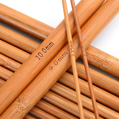 Il doppio di bambù carbonizzato ha indicato i ferri da maglia per il filato creativo fatto a mano di DIY
