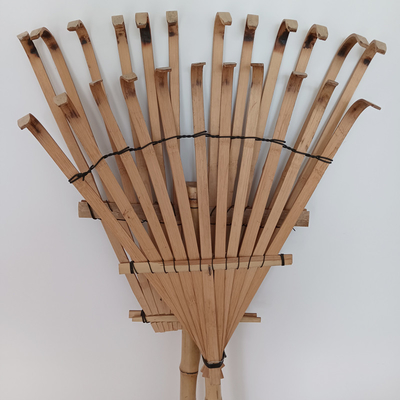 Il prato inglese di bambù leggero del giardino del rastrello di Gress rapidamente monta il rastrello 32cm della foglia