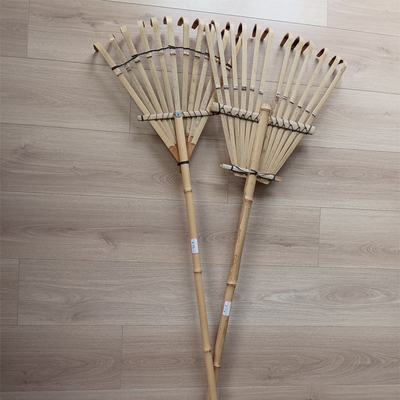 Il prato inglese di bambù leggero del giardino del rastrello di Gress rapidamente monta il rastrello 32cm della foglia