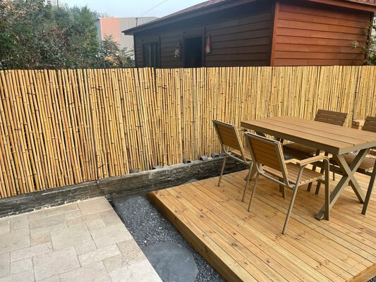 Rotolo di recinzione in bambù naturale impermeabile e resistente per giardino e paesaggistica