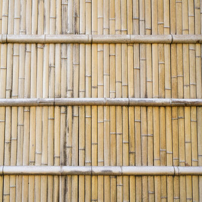 Fence di bambù a fessura durabile a slitta per schermo di privacy per paesaggi esteriori e decorazioni di patio